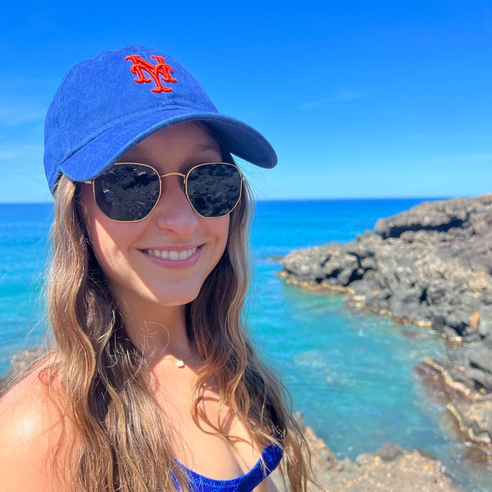 Meet your Posher, Makenzie